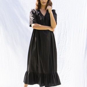 Et Tigre black Rolf dress.